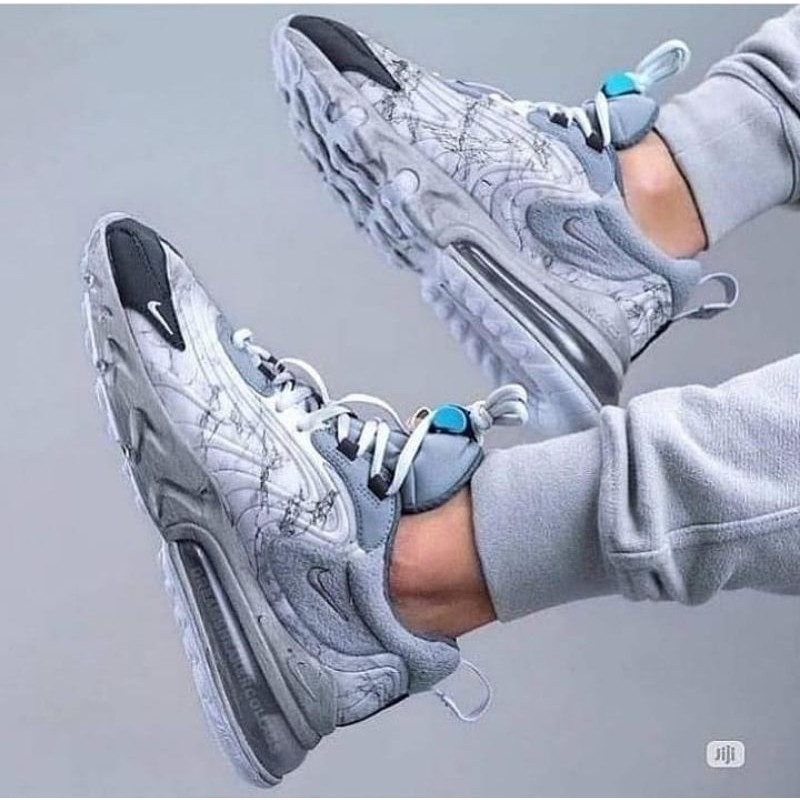 Nike Airmax 270 React "Travis Scoot"