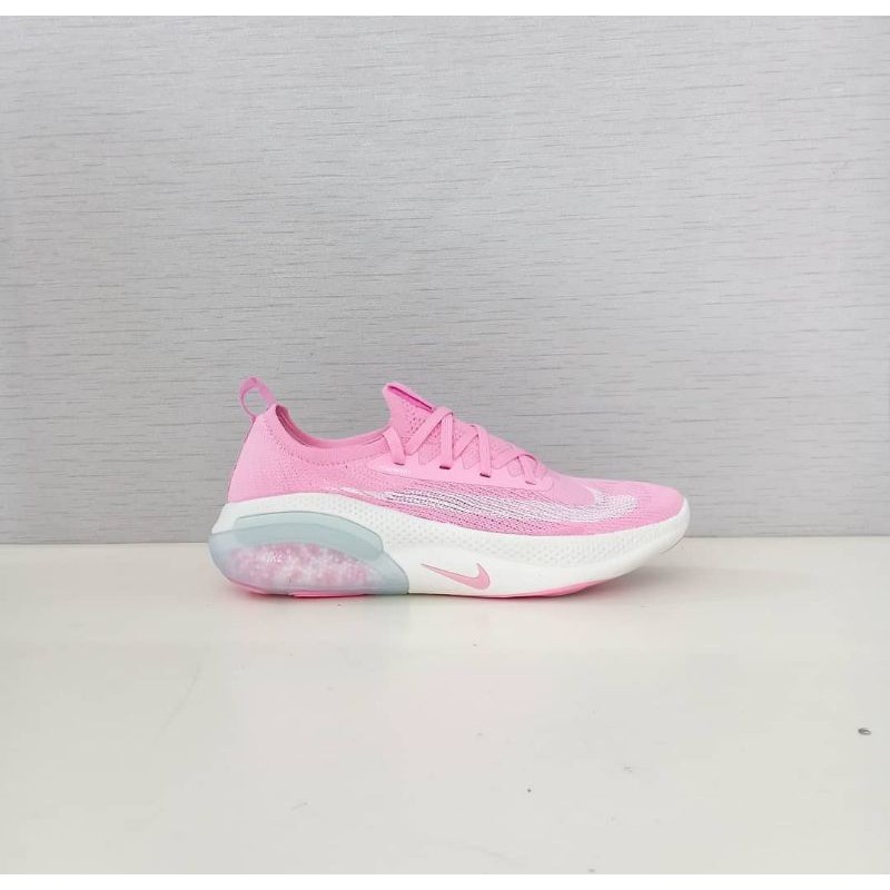 Sepatu Nike Joyride Zoom Flyknit Pink White