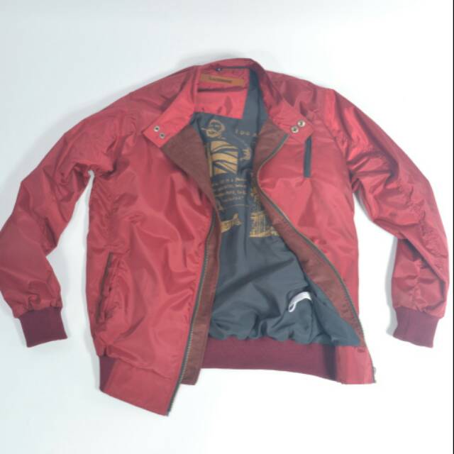 Jaket parasut mayer maroon