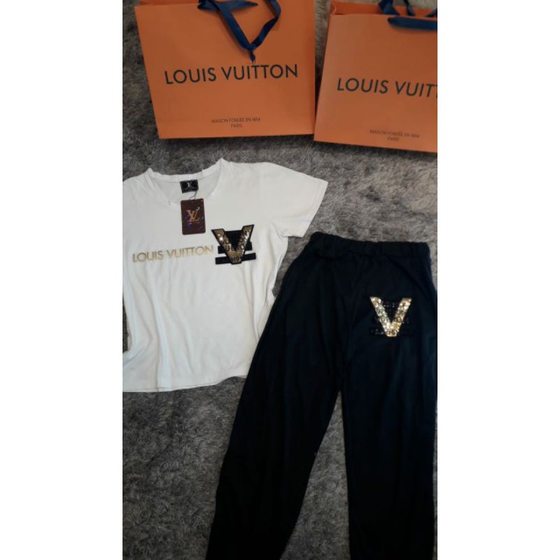setelan LV one set,kaos lengan pendek,celana panjang import