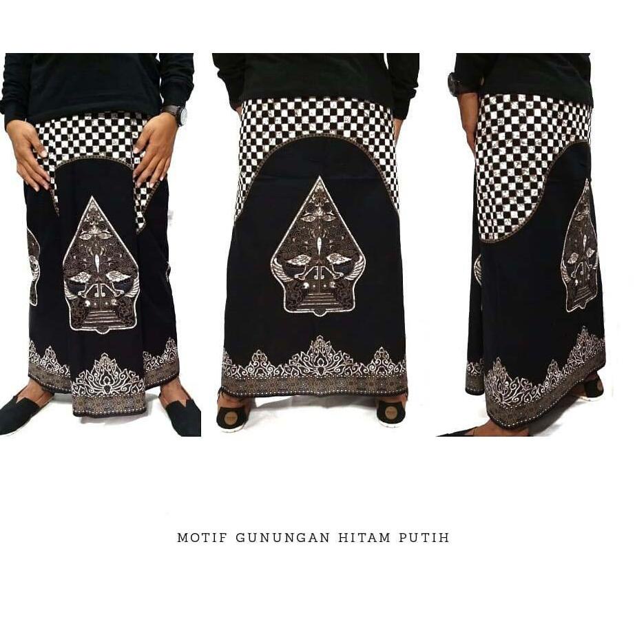 ❇Ready stock➞ Sarung Batik Halus Motif Wayang Gunungan - Warna Hitam Putih - Sarung Gus Azmi J64