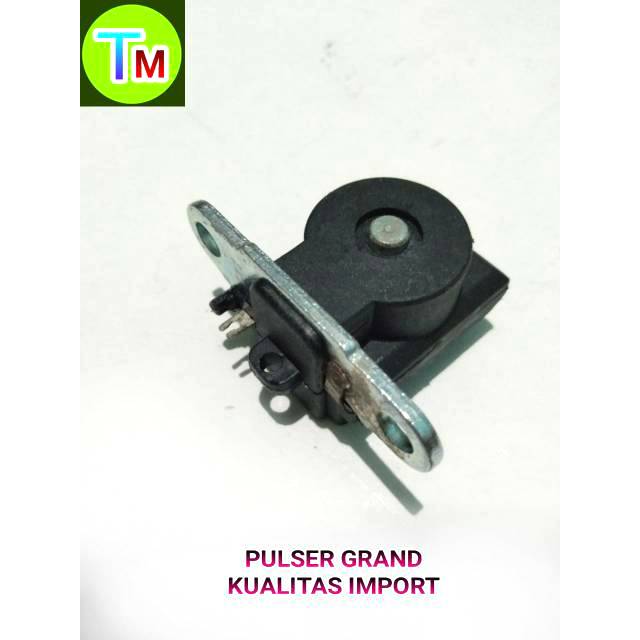 PULSER GRAND