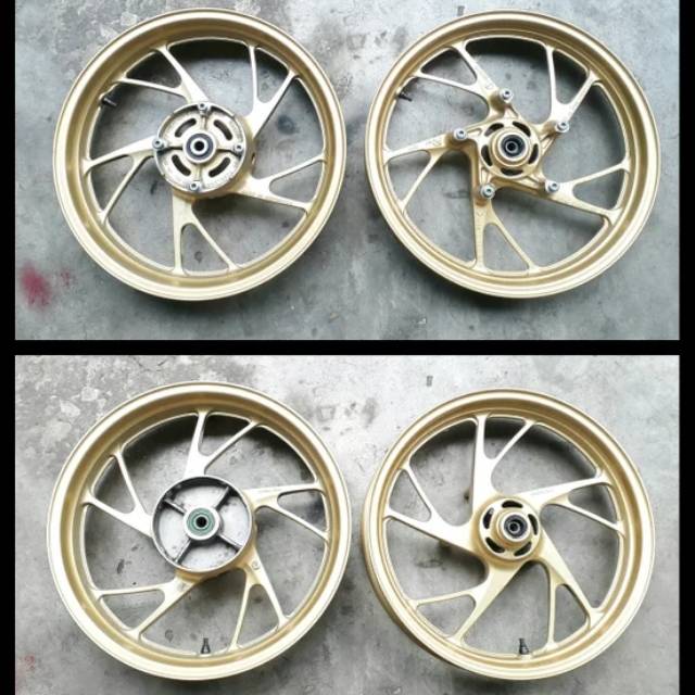 Velg sepasang new CB150R CBR150R led original gold