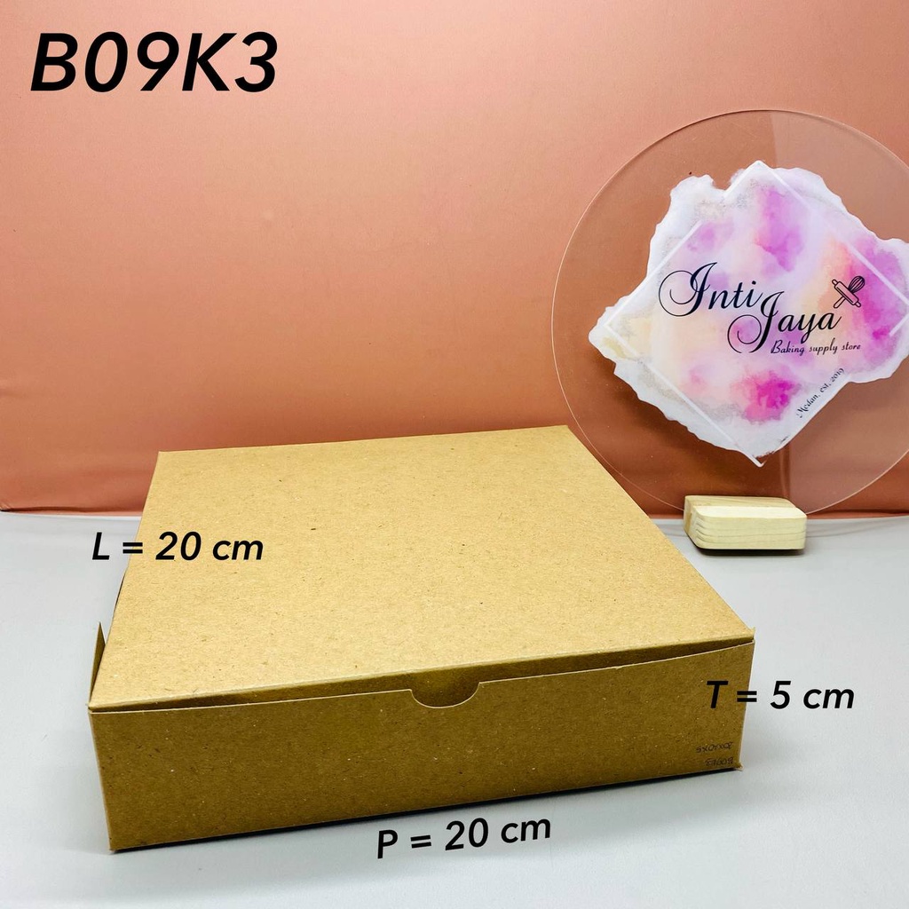 

Kotak Kraft isi 10 pcs 20cm x 20cm x 5cm (B09K3)