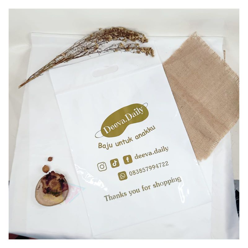 

PE klip plong kantong plastik plastik packing baju(minimal order 500 pcs)