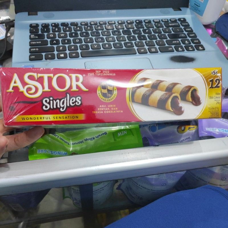 

astor singles