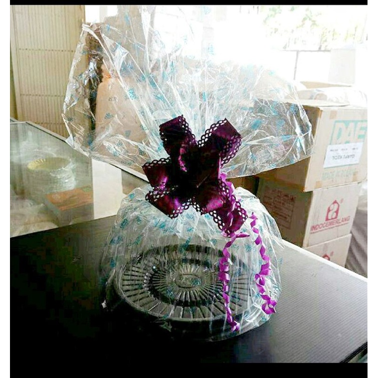 Plastik Parcel / Plastik lembaran / Plastik hantaran / plastik kado kaca 70x80 cm  isi 10 pcs