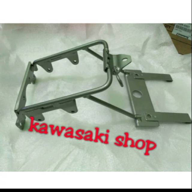 breket lampu ninja ss original