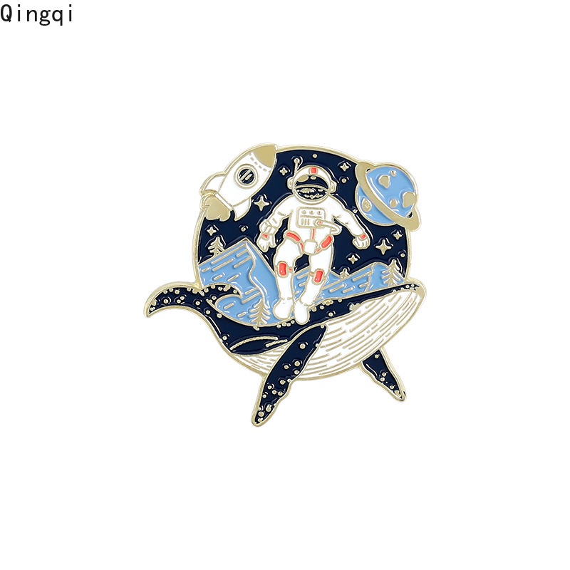 Bros Pin Enamel Desain Kartun Whale Astronot Luar Angkasa Untuk Dekorasi Tas Denim