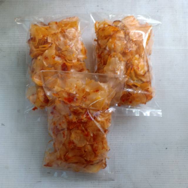 

Kripik singkong pedas gila