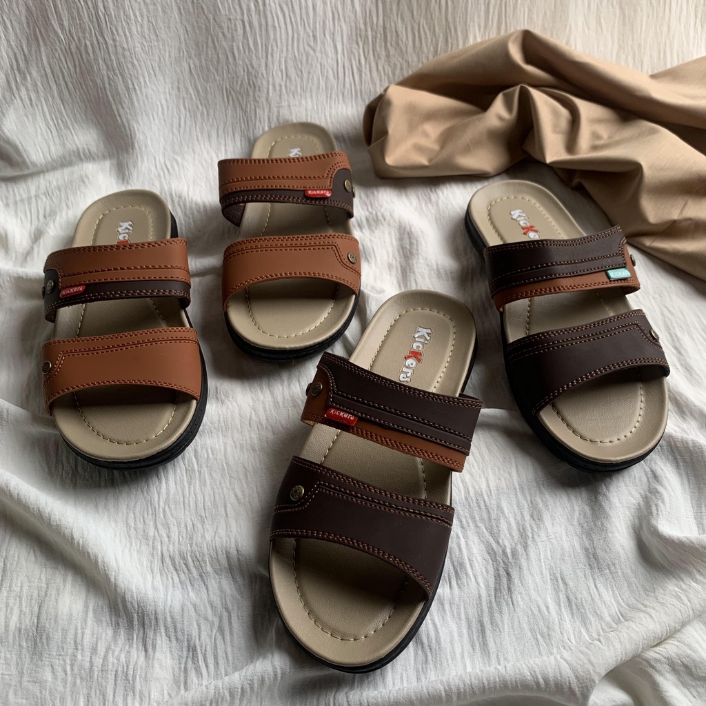 (TANPA KARDUS)NEW ARRIVAL SANDAL SLOP PRIA KULIT SINTETIS VIRAL TAMPAN TERBARU TERMURAH SENDAL Sandal Kulit Pria Kualitas Terbaik Sendal Selop Fashion Pria Terlaris Kekinian SLOP BOY1 2 SANDAL KULIT PRIA SLIDE / SANDAL PRIA SELOP SLOP CASUAL / SANDAL PRIA