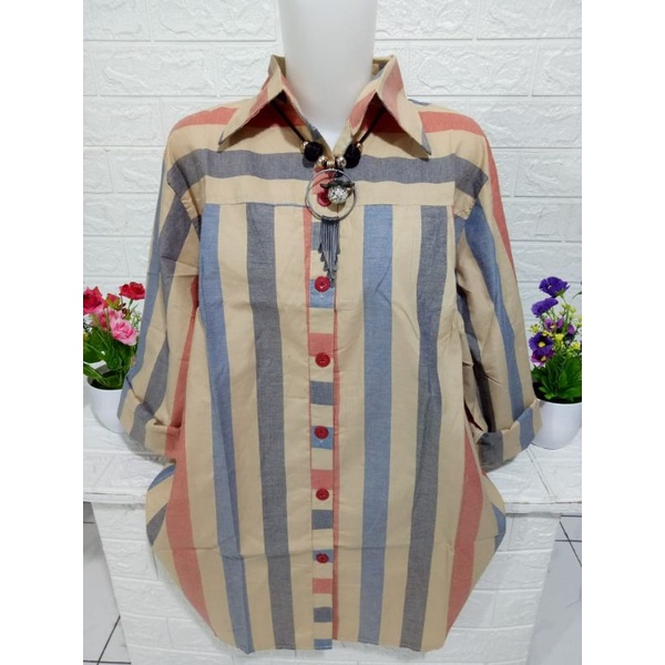 Kemeja wanita atasan motif salur bahan katun KM039A-1