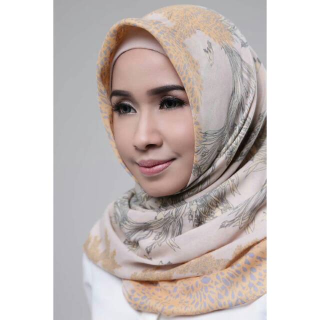 Riamiranda - Kaguya Scarf Cream