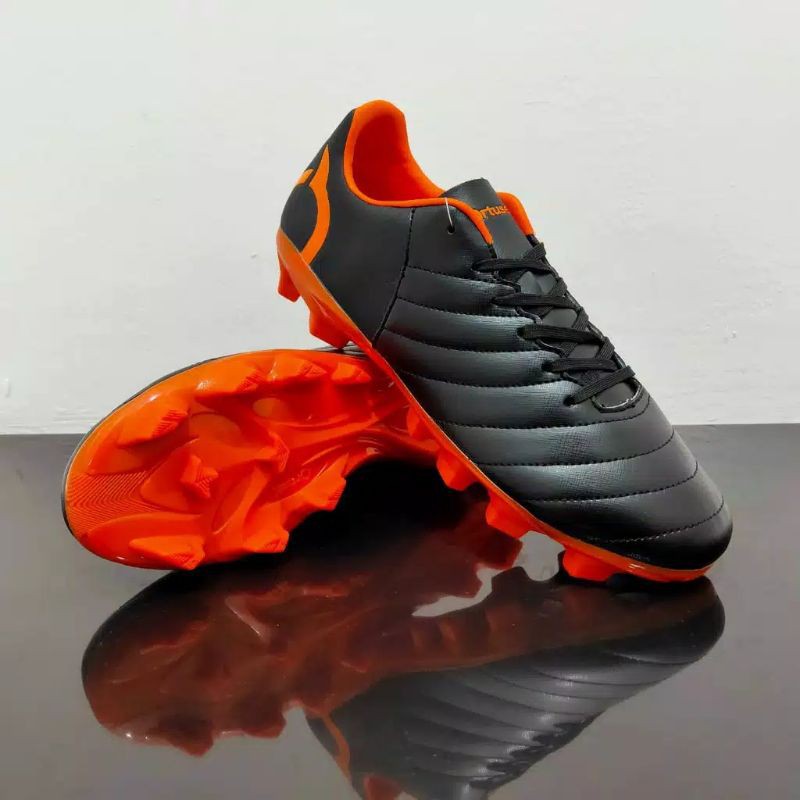 Sepatu Bola Ortuseight Cygnus Fg Black /Ortrange