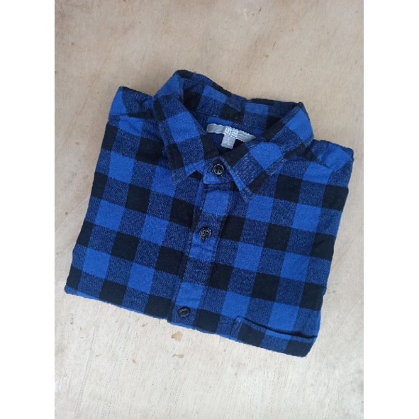 Kemeja Flannel Uniqlo L biru kotak hitam