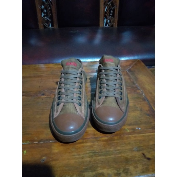 converse john varvatos vintage