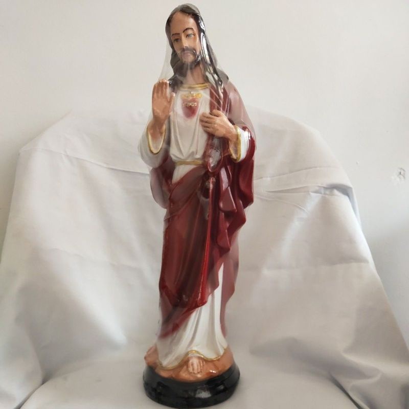 patung Hati Kudus Yesus