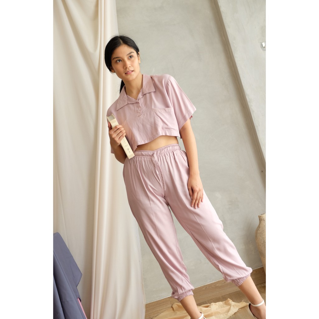 Etsu Set - Setelan Wanita ( Jogger - Crop Top )