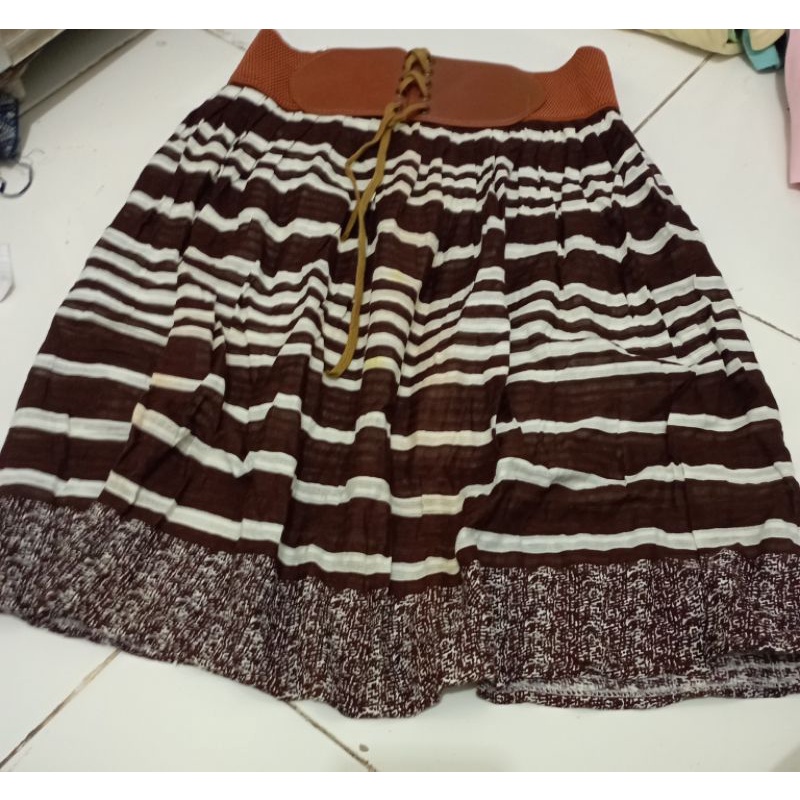 rok wanita dws-Coklat