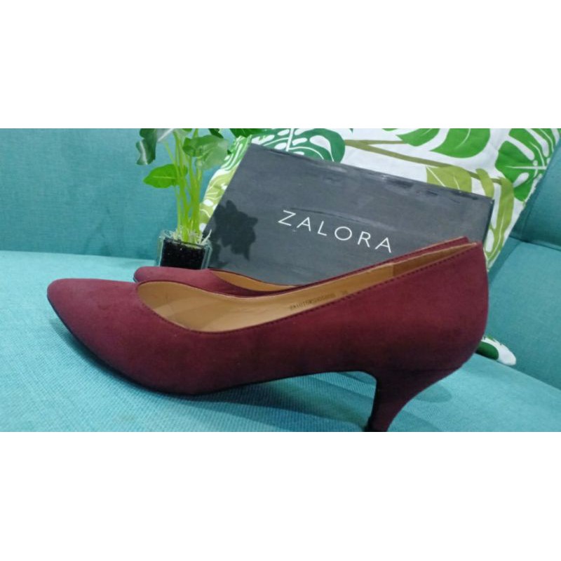 Sepatu Zalora