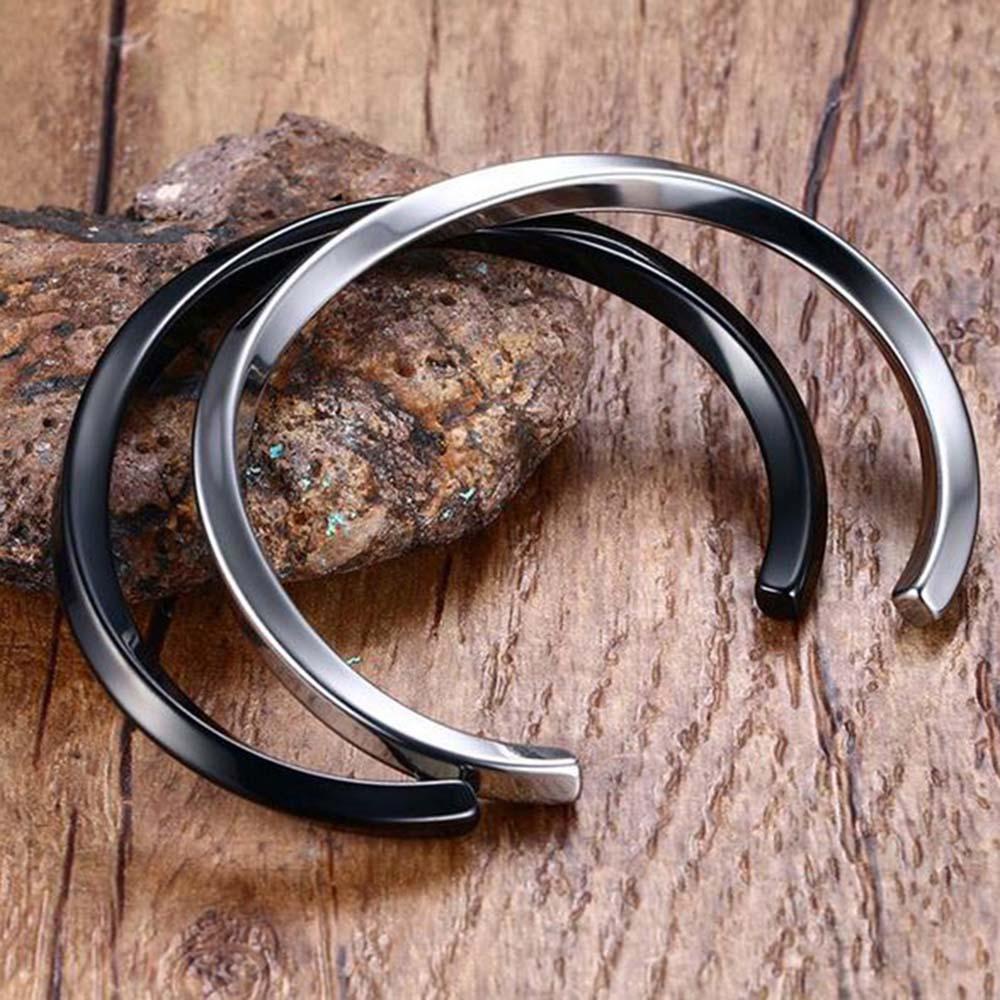 Needway Gelang Pria Cowok Vintage Desain Memutar Anti Karat Titanium Retro Open Cuff Bangle