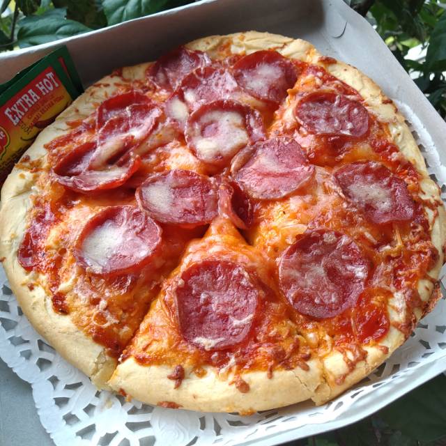 

PIZZA HOME MADE