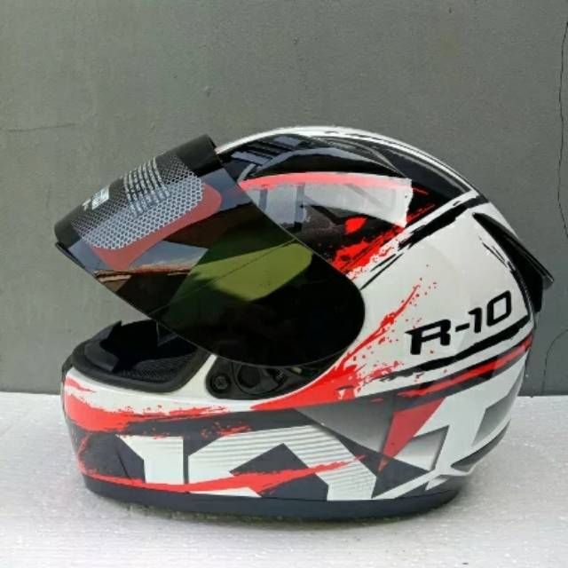 helm Kyt r10 white red