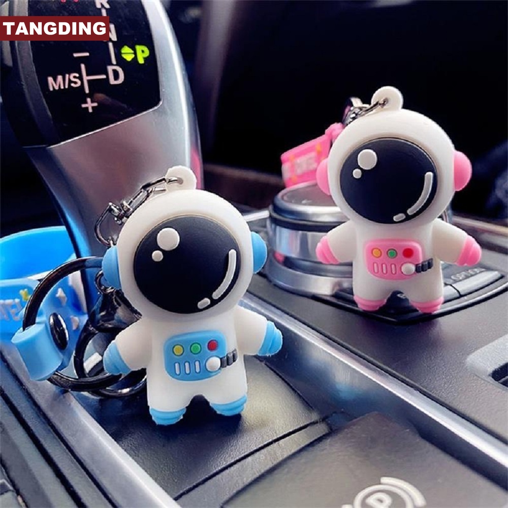 【COD Tangding】1PC Creative Astronaut Astronaut Doll Key Chain Girl Hair Ball Backpack Pendant Lovers Doll Pendant Small Gift