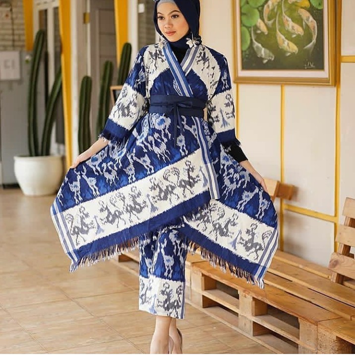 SET CELANA KULOT DAN ATASAN KAIN BATIK TENUN TROSO ASLI