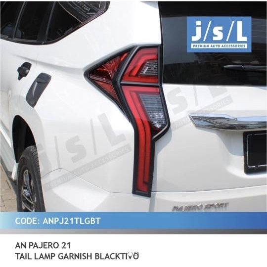 Tail Lamp Garnish All New Pajero 2021 Garnis Belakang Blacktivo