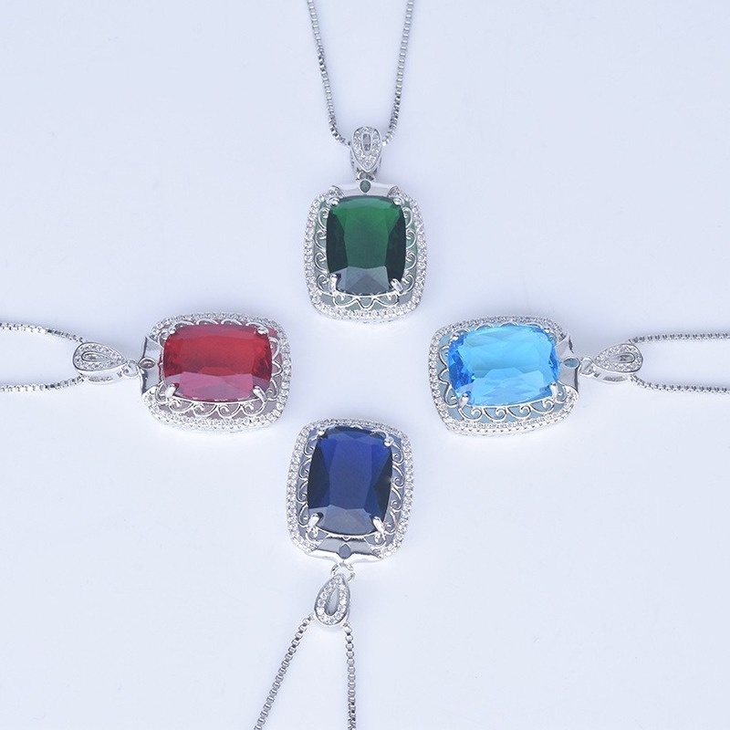 [Ready Stock]Fashion New 5 Karat Color Gemstone Pendant 18K Rose Gold Plated Necklace