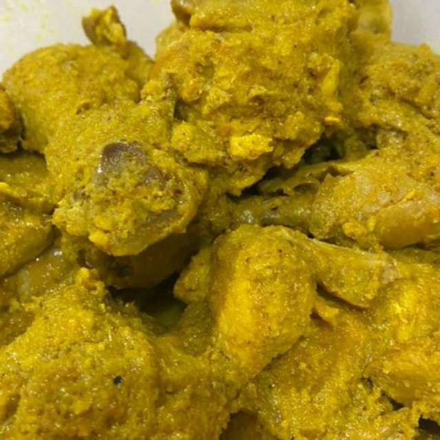 

Ayam Ungkep Bumbu Kuning