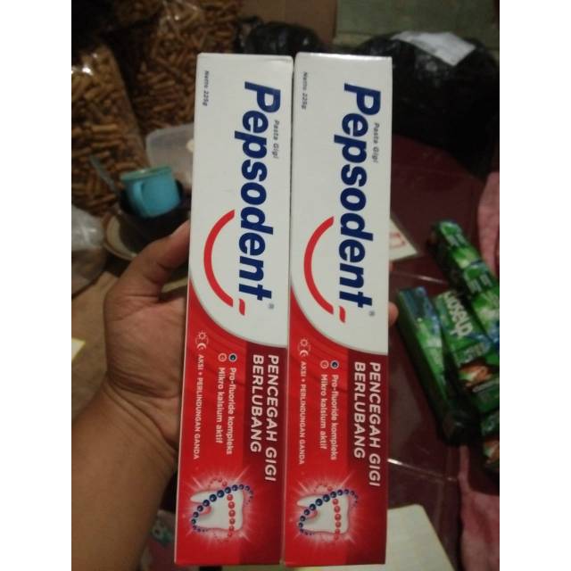 Pepsodent 225g
