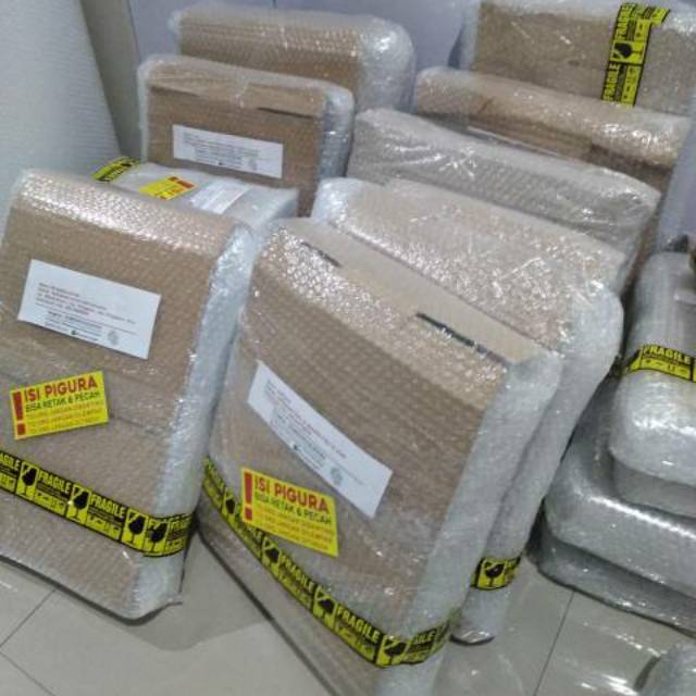 

Bubble wrap extra dan lapisan dos extra untuk size besar 30*40 dan 30*45 atau orderan frame box