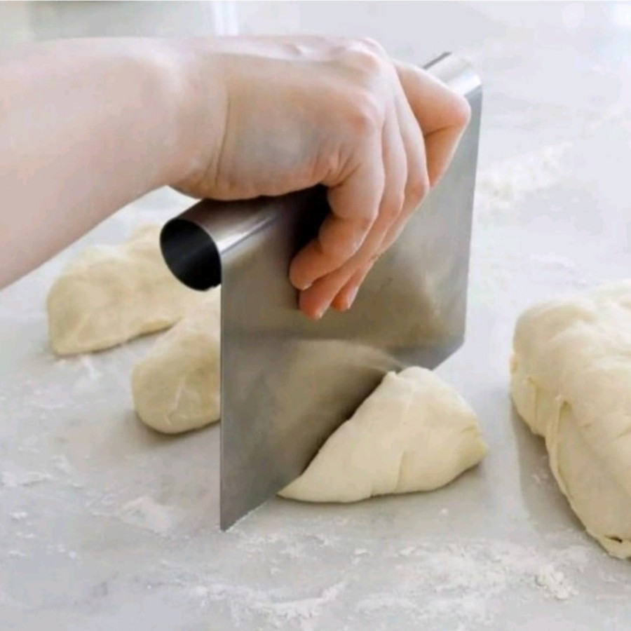 Scrapper Stainless Tebal Spatula Pemotong Adonan Perata Butter Cream