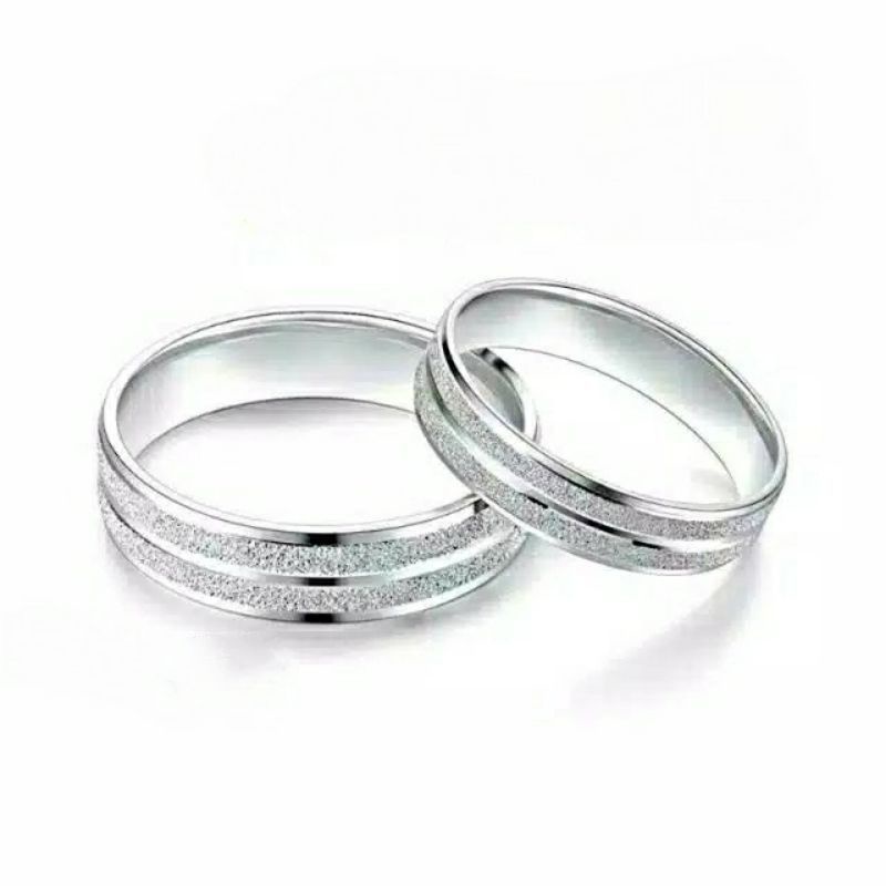 4s Grosir Solo || Cincin Titanium Pria Dan Wanita Motif Silver Pasir Garis Tengah || Cincin Couple Titanium PASIR GARIS SILVER Harga Satuan || Cincin titanium Anti Karat Dan Luntur