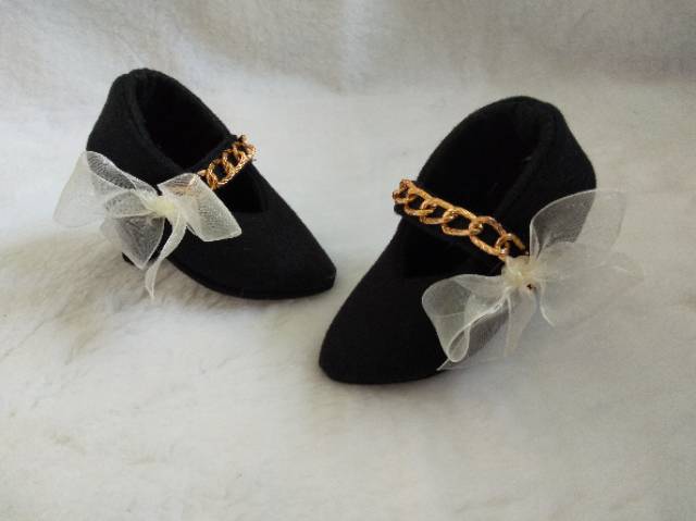 1 set (sepatu highheels+bando)