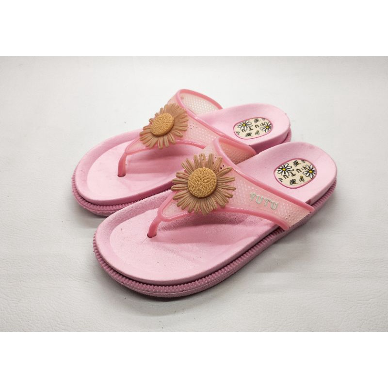 SANDAL JEPIT WANITA  JELLY IMPORT TERBARU / SANDAL BUNGA MATAHARI / SANDAL KARET IMPORT /SANDAL YUTU /SANDAL JEPIT WANITA / SANDAL KEKINIAN / SANDAL TRENDY / SANDAL SANTAI /SANDAL RUMAH /SANDAL JEPIT PANTAI / SANDAL JEPIT IRSOE BUNGA MATAHARI/SANDAL ANAK