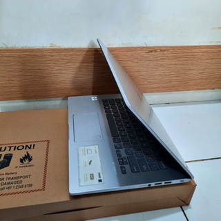 Jual Laptop Asus VivoBook M490D Amd Athlon Gold 3150U Ram DDR4 4Gb