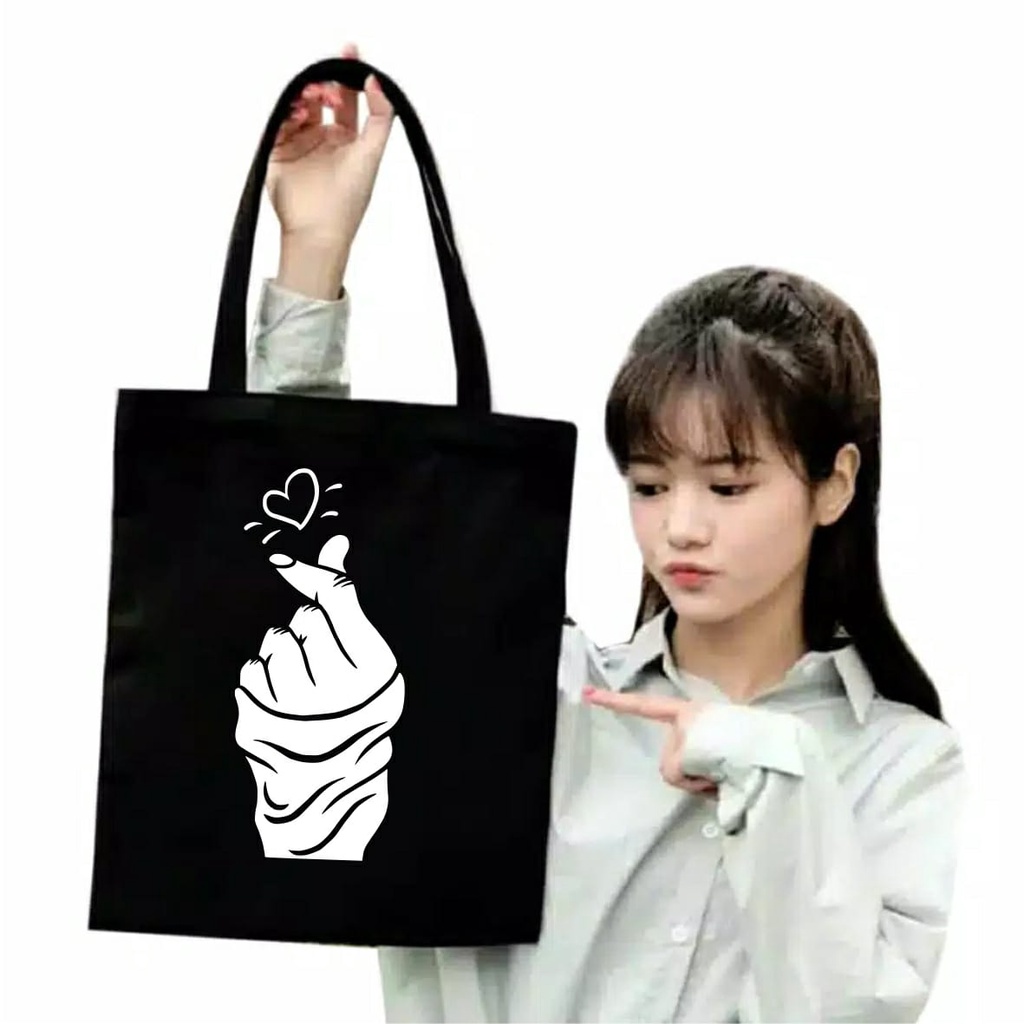 BISA COD TOTEBAGS KPOP/ TOP HANDLE BAGS RESLETING TAS FASHION PRIA WANITA MURAH TAS JINJING TAS SEKOLAH TAS BAHU WANITA TAS KULIAH TERFAVORIT TAS TRAVELING TAS SOUVENIR TAS PROMOSI GODIEBAGS TOTE KOREA