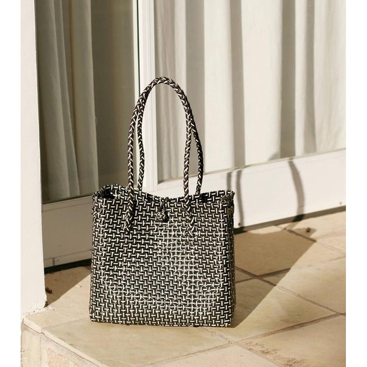 Tas Anyaman Jali-jali Ukuran M