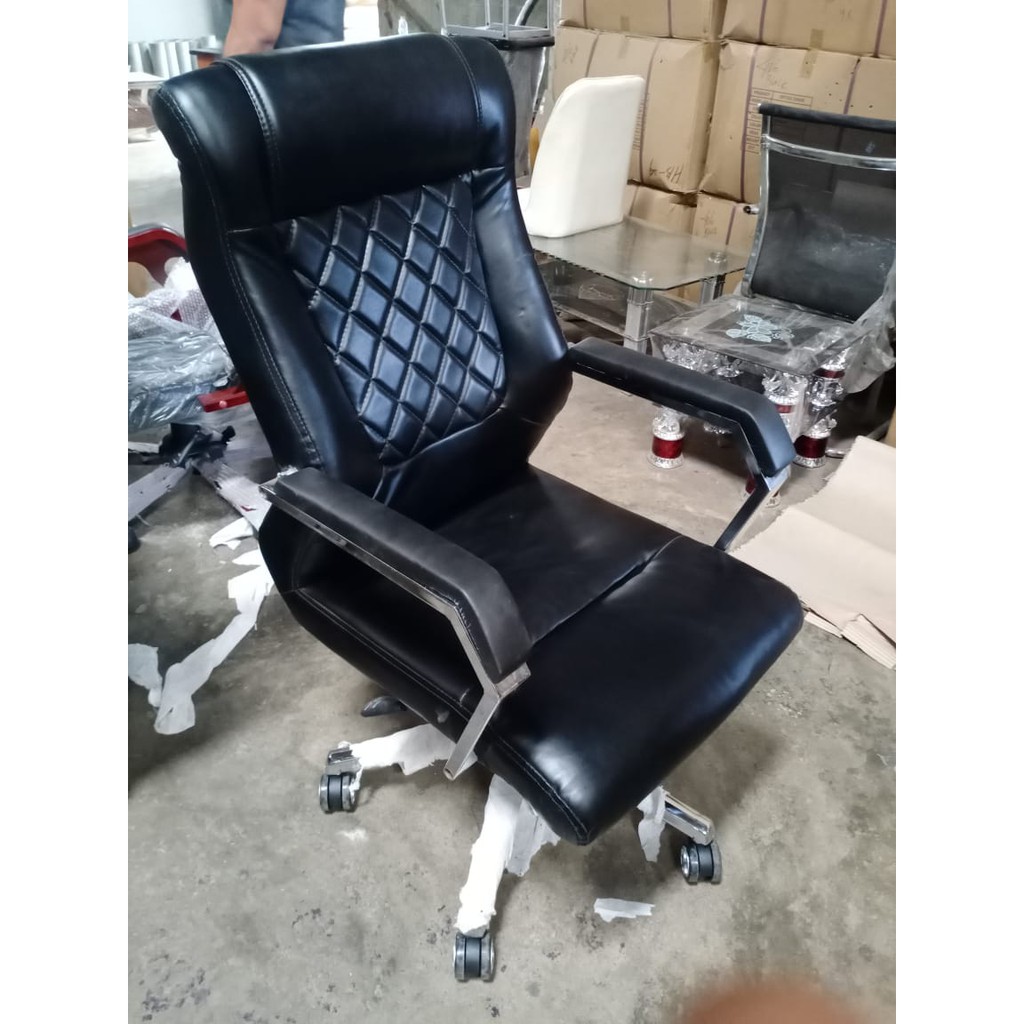 Kursi Direktur Import 851