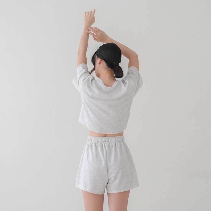 OSEYO - Hana Set (Cropped Fit)