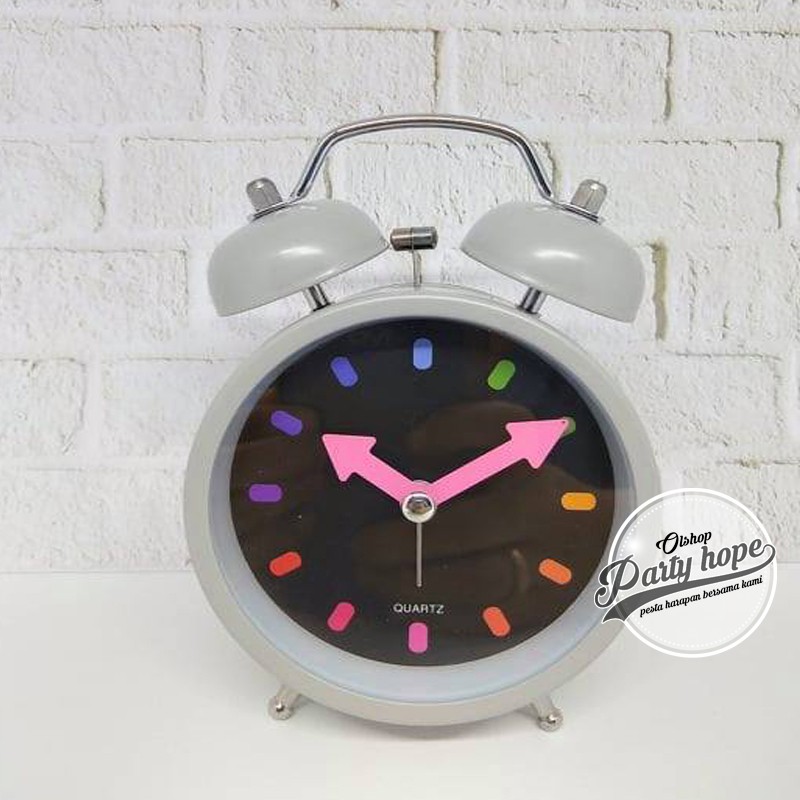 

Jam Weker Stainles Silver / Jam Meja Warna Pastel / Alarm Clock Dering/ jam unik/ kado unik/ hadiah