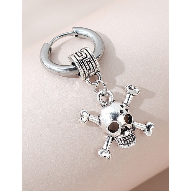 LRC Anting Tusuk Fashion Skull Single Side Skull Cutout Mens Y65408