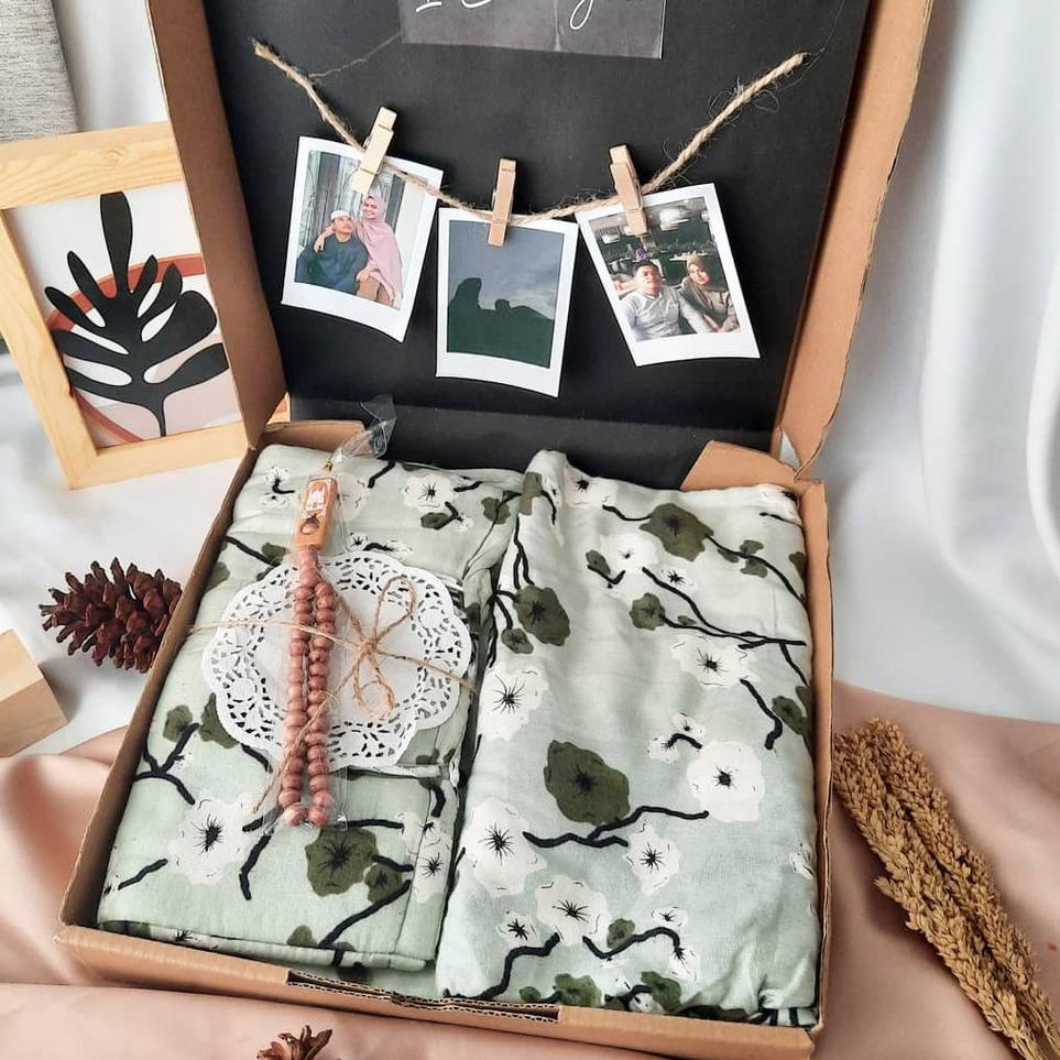 

[DISCOUNT 0BT62] MUSLIMAH IDAMAN MUKENA KADO ULANG TAHUN, KADO NIKAHAN KADO ANNIVERSARY GIFTBOX CEWEK HAMPERS LEBARAN SESERAHAN KADO IBU HADIAH IBU Kirim Sekarang