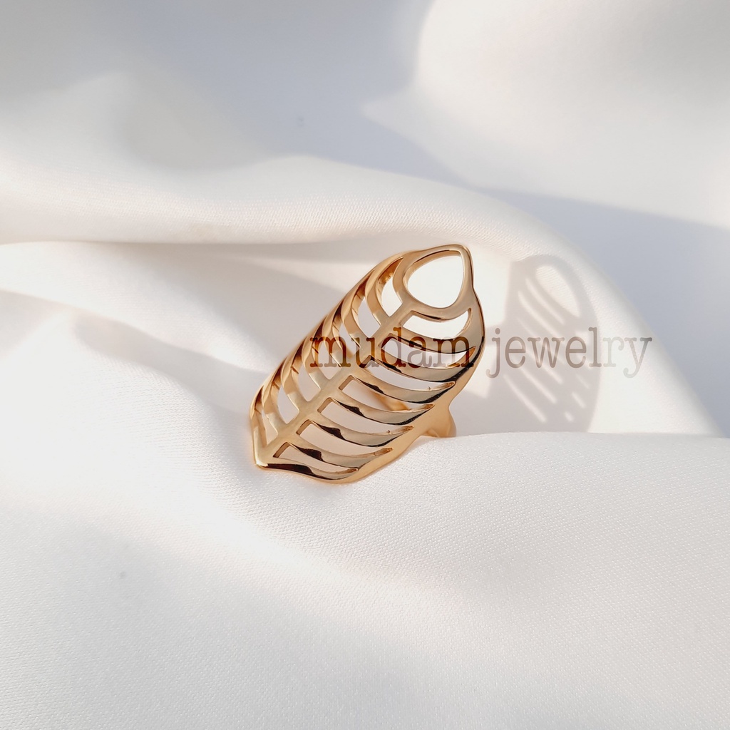 Cincin Titanium Model Leaf Veins Fashion Wanita Warna Gold