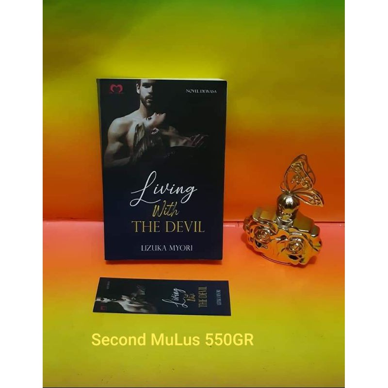 Living With The Devil By Lizuka Myori