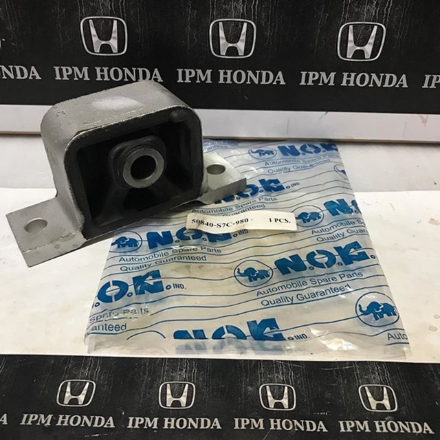 50840 S7C 980 Engine Mounting Dudukan Mesin Depan Matic Honda CRV GEN 2 RD4 RD5 Stream 2000cc 2002 2003 2004 2005 2006