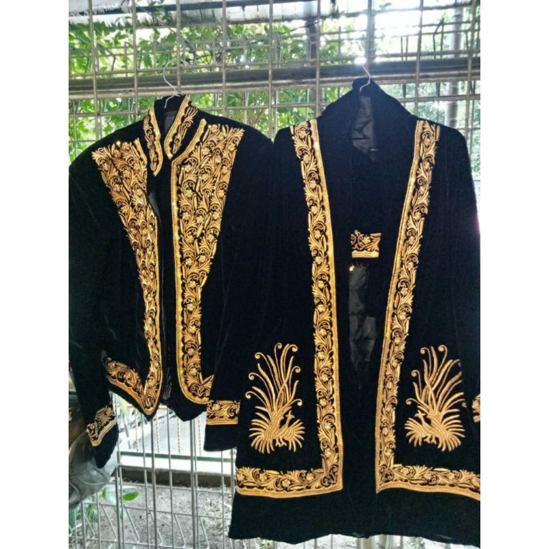 baju blduru sepasang kawat gim manten